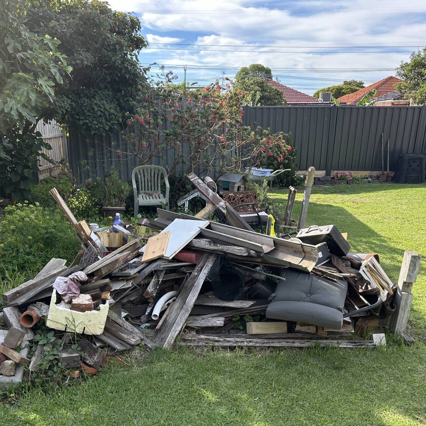 Junk removal Brunswick — hard rubbish and old furniture loaded by All Rubbish Removals team